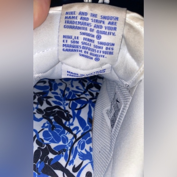 Nike Air Force 1 Low ‘07 LX White Sisterhood CT1990-100 Women’s 8.5 With Box - Picture 10 of 16